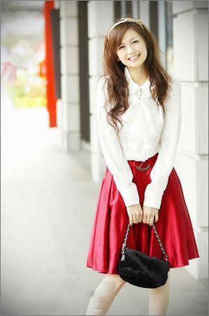 最新韩版OL服饰 年轻上班族穿出完美身材